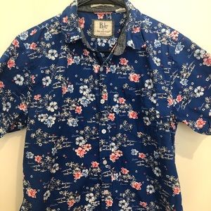 Men’s short sleeve button down patterned